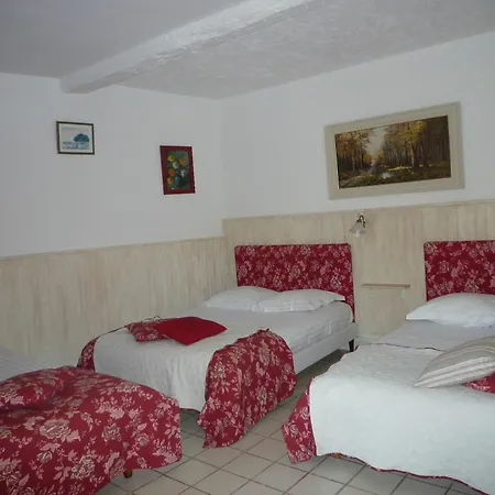 Hotel Logis La Bellaudiere
